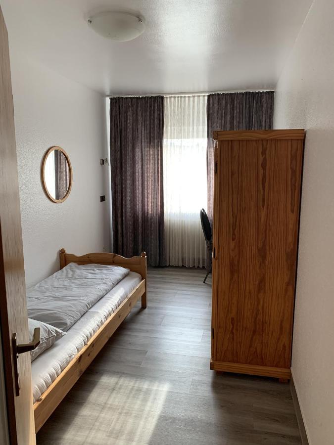 City Hotel Дінслакен Екстер'єр фото