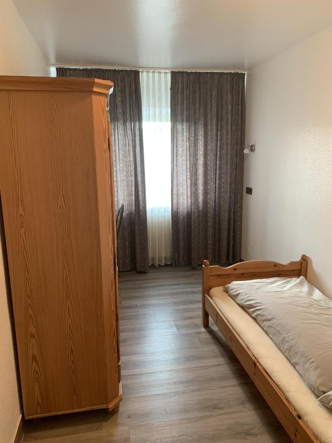 City Hotel Дінслакен Екстер'єр фото